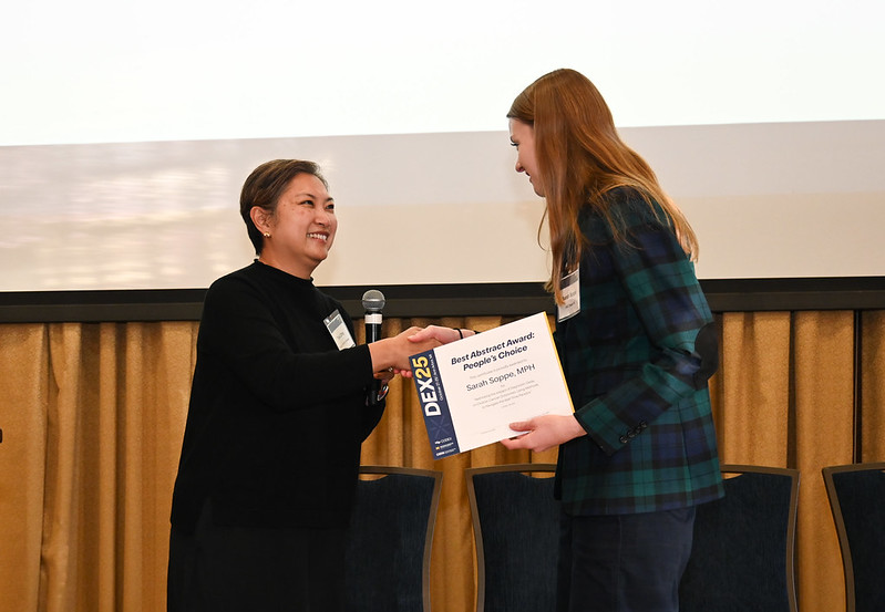 DEX25 abstract award