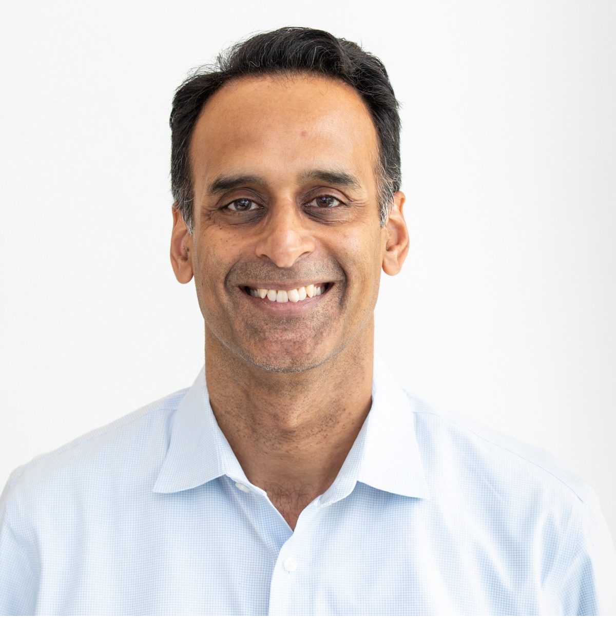 Sumant's headshot